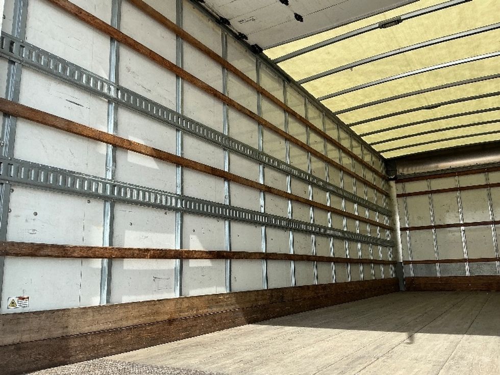 Medium Duty Box Truck-Light and Medium Duty Trucks-International-2022-MV607-Houston-TX-208,589\n\t\tmiles-$ 46,750 - Image 11
