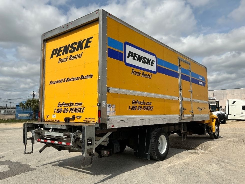 Medium Duty Box Truck-Light and Medium Duty Trucks-International-2022-MV607-Houston-TX-208,589\n\t\tmiles-$ 46,750 - Image 13