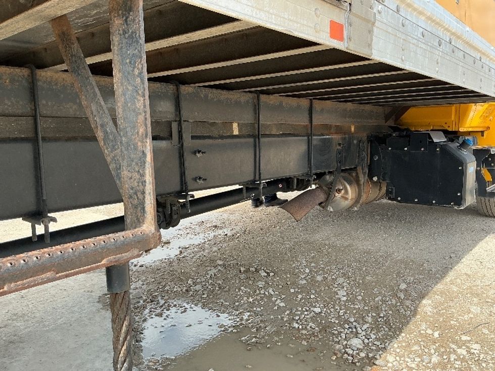 Medium Duty Box Truck-Light and Medium Duty Trucks-International-2022-MV607-Houston-TX-208,589\n\t\tmiles-$ 46,750 - Image 14