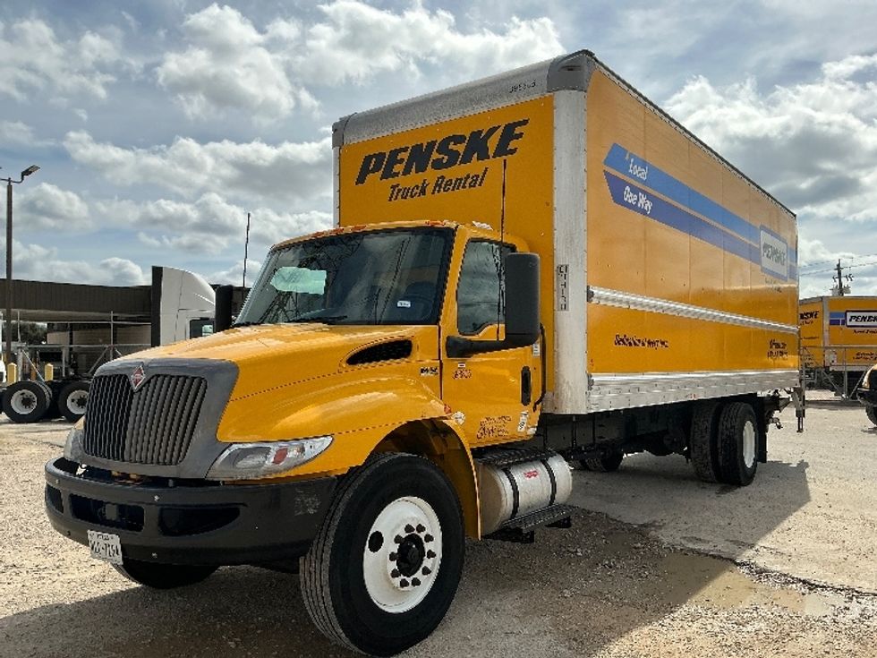 Medium Duty Box Truck-Light and Medium Duty Trucks-International-2022-MV607-Houston-TX-208,589\n\t\tmiles-$ 46,750 - Image 3