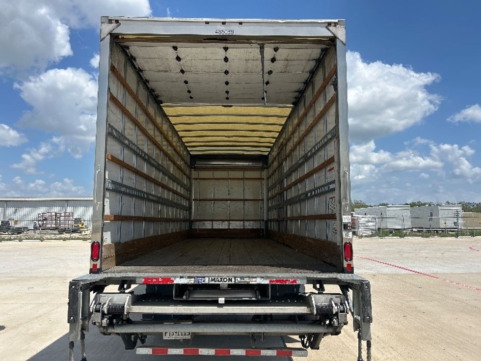 Medium Duty Box Truck-Light and Medium Duty Trucks-International-2022-MV607-Houston-TX-221,535\n\t\tmiles-$ 50,250 - Image 8
