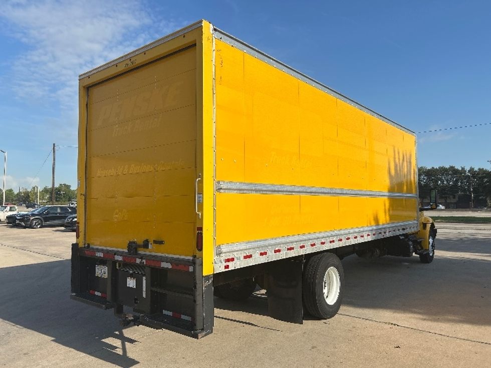 Medium Duty Box Truck-Light and Medium Duty Trucks-International-2022-MV607-Houston-TX-237,454\n\t\tmiles-$ 38,000 - Image 13