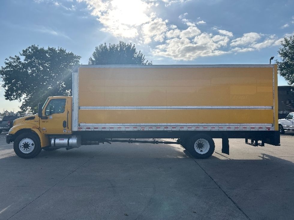 Medium Duty Box Truck-Light and Medium Duty Trucks-International-2022-MV607-Houston-TX-237,454\n\t\tmiles-$ 38,000 - Image 4
