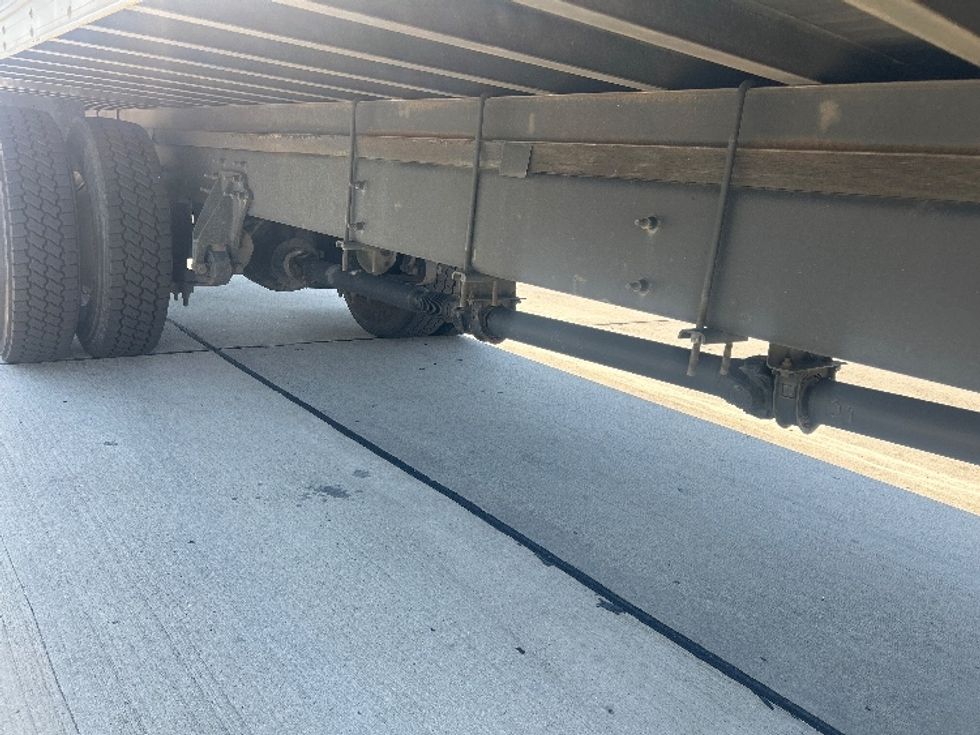 Medium Duty Box Truck-Light and Medium Duty Trucks-International-2022-MV607-Houston-TX-255,003\n\t\tmiles-$ 44,000 - Image 14