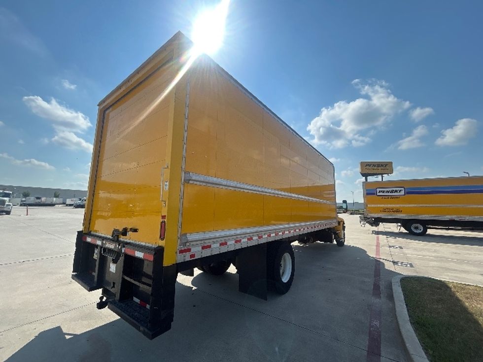 Medium Duty Box Truck-Light and Medium Duty Trucks-International-2022-MV607-Houston-TX-259,237\n\t\tmiles-$ 37,000 - Image 13