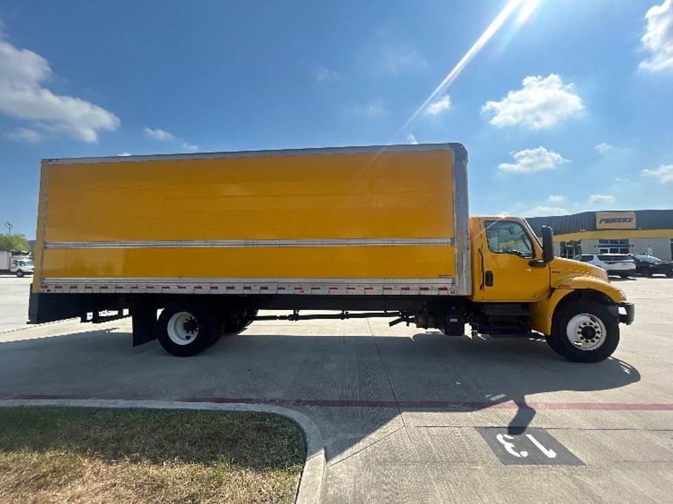 Medium Duty Box Truck-Light and Medium Duty Trucks-International-2022-MV607-Houston-TX-259,237\n\t\tmiles-$ 37,000 - Image 15