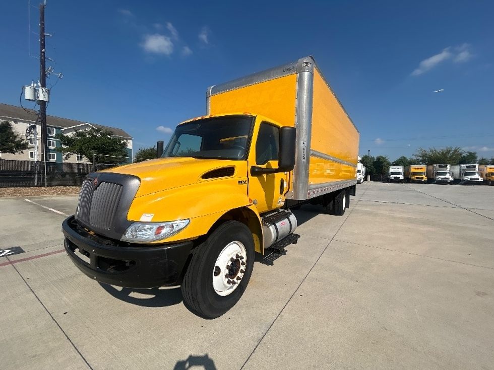 Medium Duty Box Truck-Light and Medium Duty Trucks-International-2022-MV607-Houston-TX-259,237\n\t\tmiles-$ 37,000 - Image 3