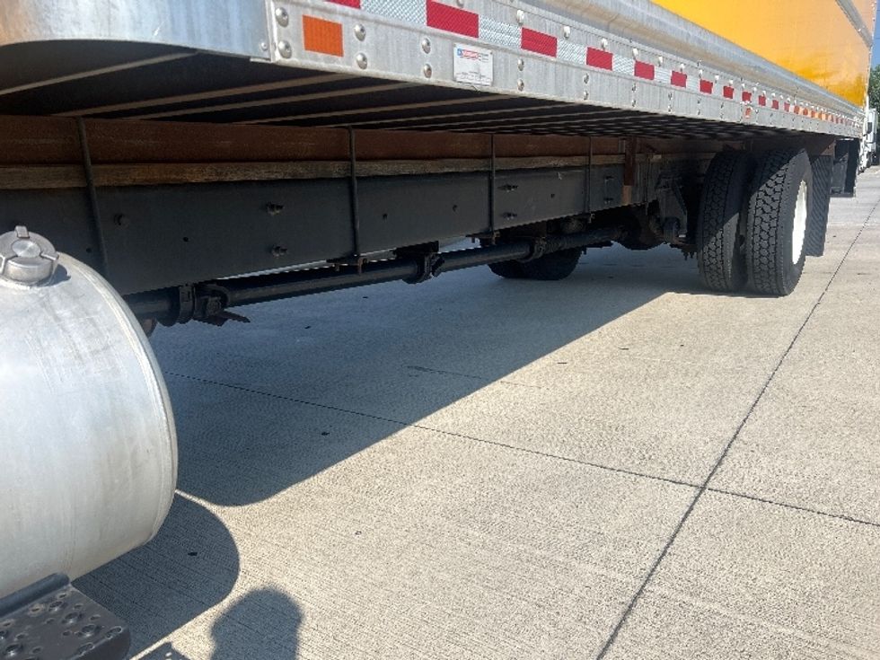 Medium Duty Box Truck-Light and Medium Duty Trucks-International-2022-MV607-Houston-TX-259,237\n\t\tmiles-$ 37,000 - Image 5