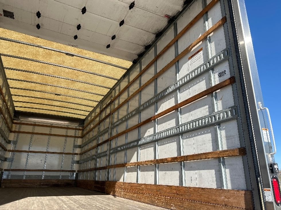 Medium Duty Box Truck-Light and Medium Duty Trucks-International-2022-MV607-Houston-TX-82,336\n\t\tmiles-$ 75,750 - Image 12