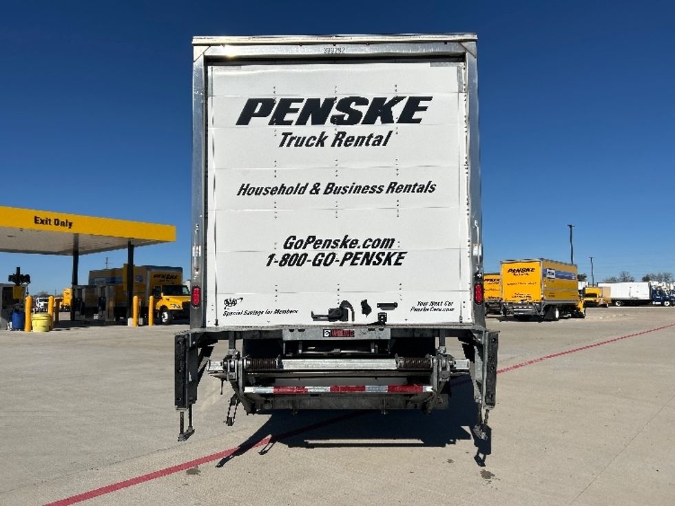 Medium Duty Box Truck-Light and Medium Duty Trucks-International-2022-MV607-Houston-TX-82,336\n\t\tmiles-$ 75,750 - Image 7