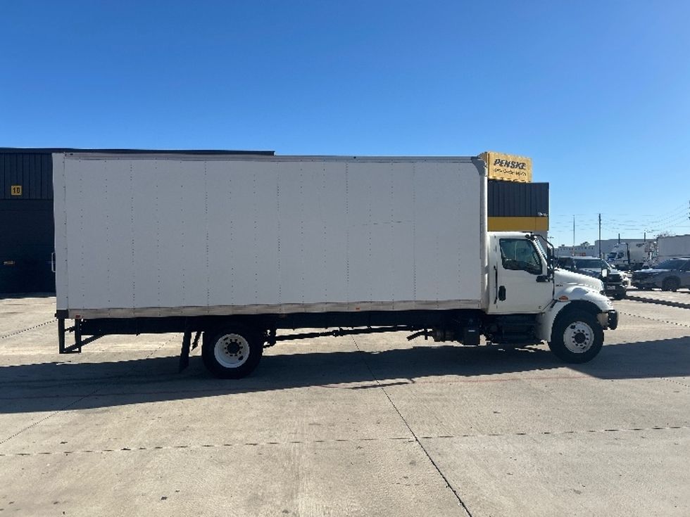 Medium Duty Box Truck-Light and Medium Duty Trucks-International-2022-MV607-Houston-TX-91,704\n\t\tmiles-$ 66,500 - Image 15