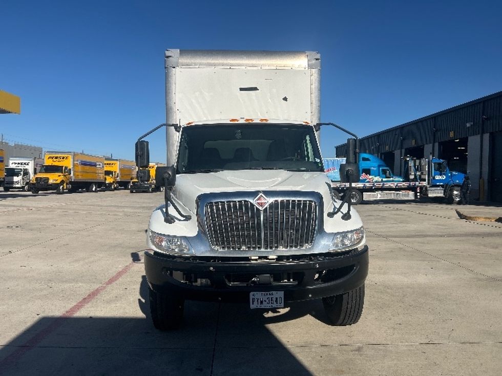 Medium Duty Box Truck-Light and Medium Duty Trucks-International-2022-MV607-Houston-TX-91,704\n\t\tmiles-$ 66,500 - Image 2