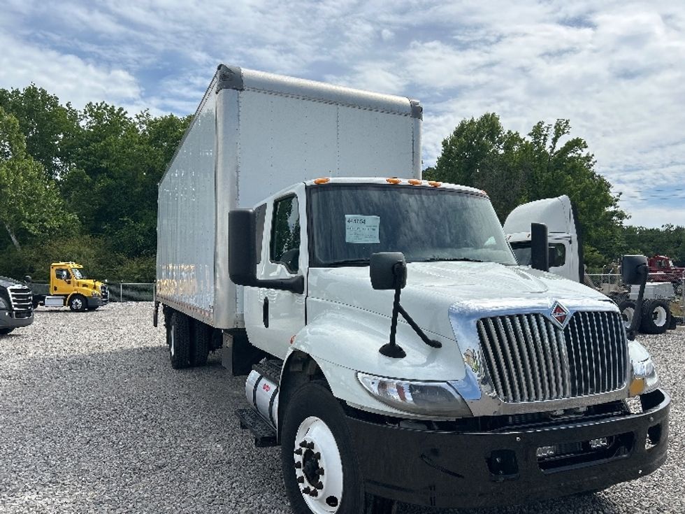 Medium Duty Box Truck-Light and Medium Duty Trucks-International-2022-MV607-Hueytown-AL-356,868\n\t\tmiles-$ 38,000 - Image 3