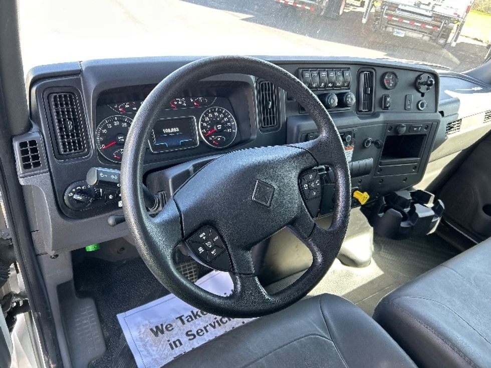Medium Duty Box Truck-Light and Medium Duty Trucks-International-2022-MV607-Indianapolis-IN-108,883\n\t\tmiles-$ 73,750 - Image 17