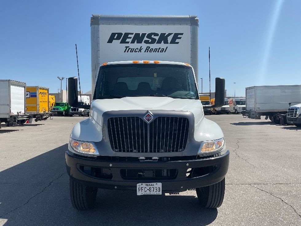 Medium Duty Box Truck-Light and Medium Duty Trucks-International-2022-MV607-Indianapolis-IN-139,157\n\t\tmiles-$ 68,250 - Image 2