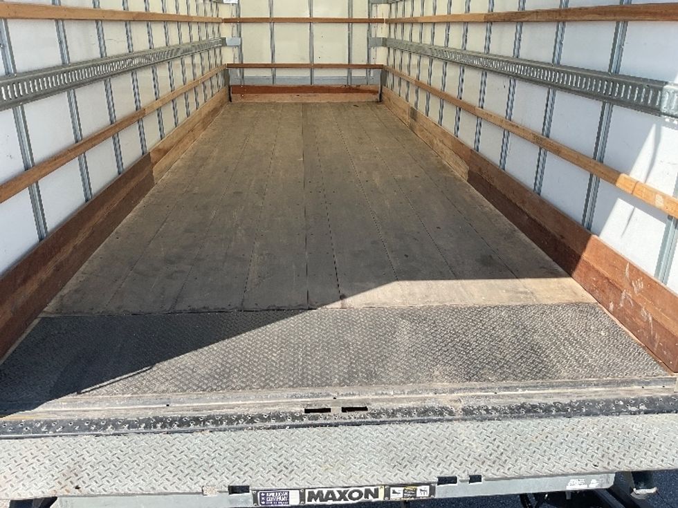 Medium Duty Box Truck-Light and Medium Duty Trucks-International-2022-MV607-Indianapolis-IN-139,157\n\t\tmiles-$ 68,250 - Image 10