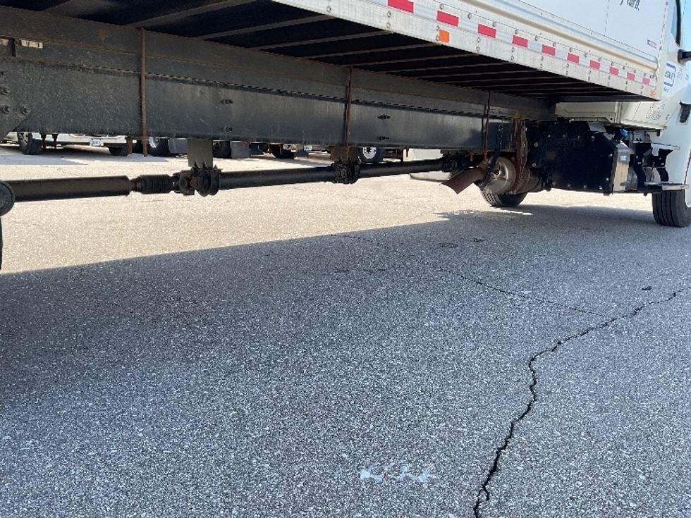 Medium Duty Box Truck-Light and Medium Duty Trucks-International-2022-MV607-Indianapolis-IN-139,157\n\t\tmiles-$ 68,250 - Image 14