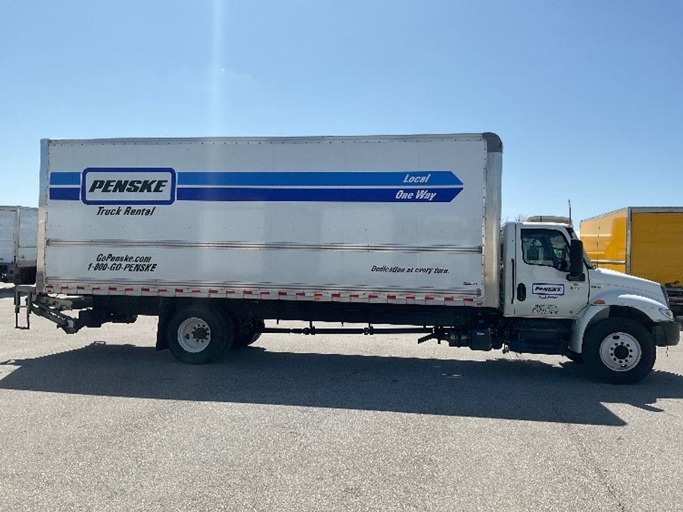 Medium Duty Box Truck-Light and Medium Duty Trucks-International-2022-MV607-Indianapolis-IN-139,157\n\t\tmiles-$ 68,250 - Image 15