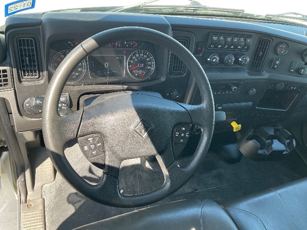 Medium Duty Box Truck-Light and Medium Duty Trucks-International-2022-MV607-Indianapolis-IN-139,157\n\t\tmiles-$ 68,250 - Image 18
