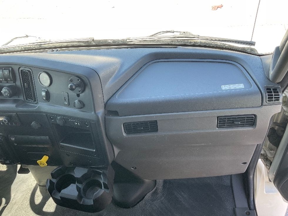 Medium Duty Box Truck-Light and Medium Duty Trucks-International-2022-MV607-Indianapolis-IN-139,157\n\t\tmiles-$ 68,250 - Image 21