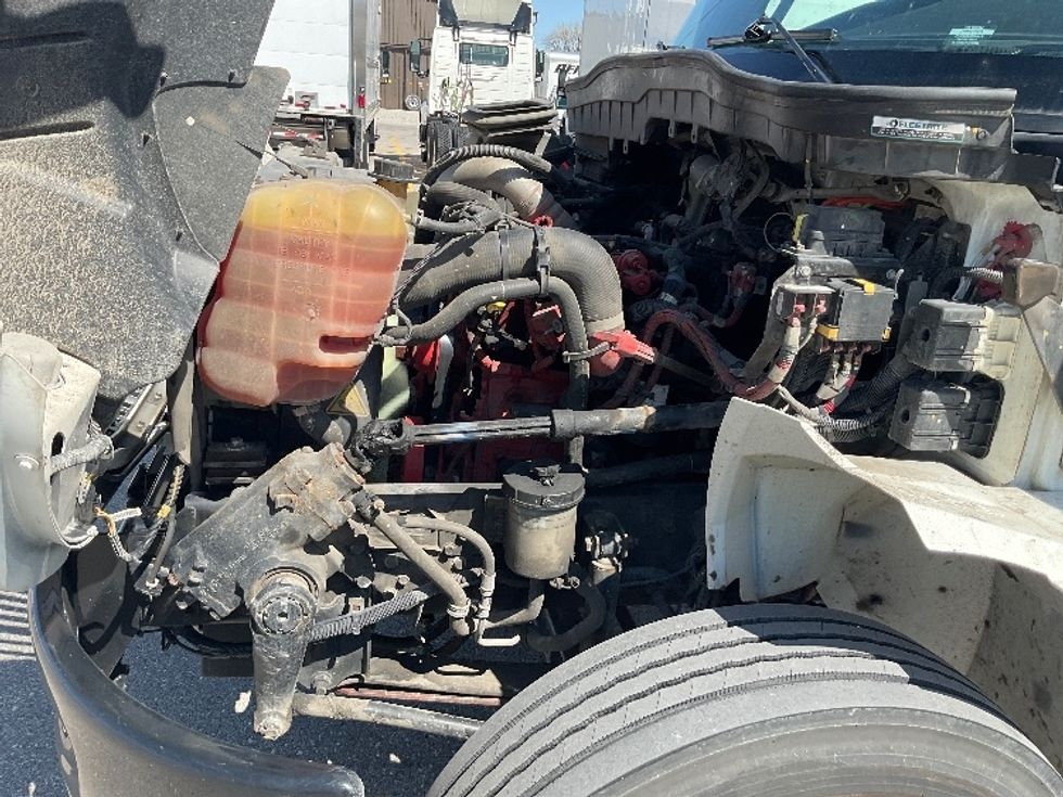 Medium Duty Box Truck-Light and Medium Duty Trucks-International-2022-MV607-Indianapolis-IN-139,157\n\t\tmiles-$ 68,250 - Image 24