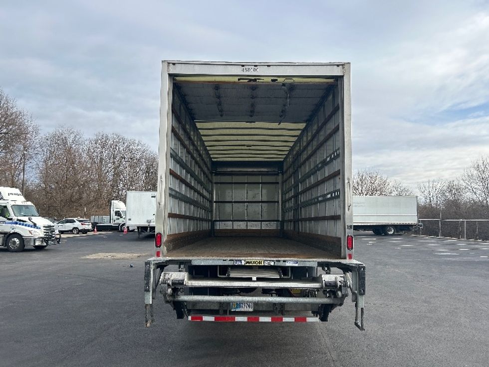 Medium Duty Box Truck-Light and Medium Duty Trucks-International-2022-MV607-Indianapolis-IN-189,250\n\t\tmiles-$ 58,000 - Image 8