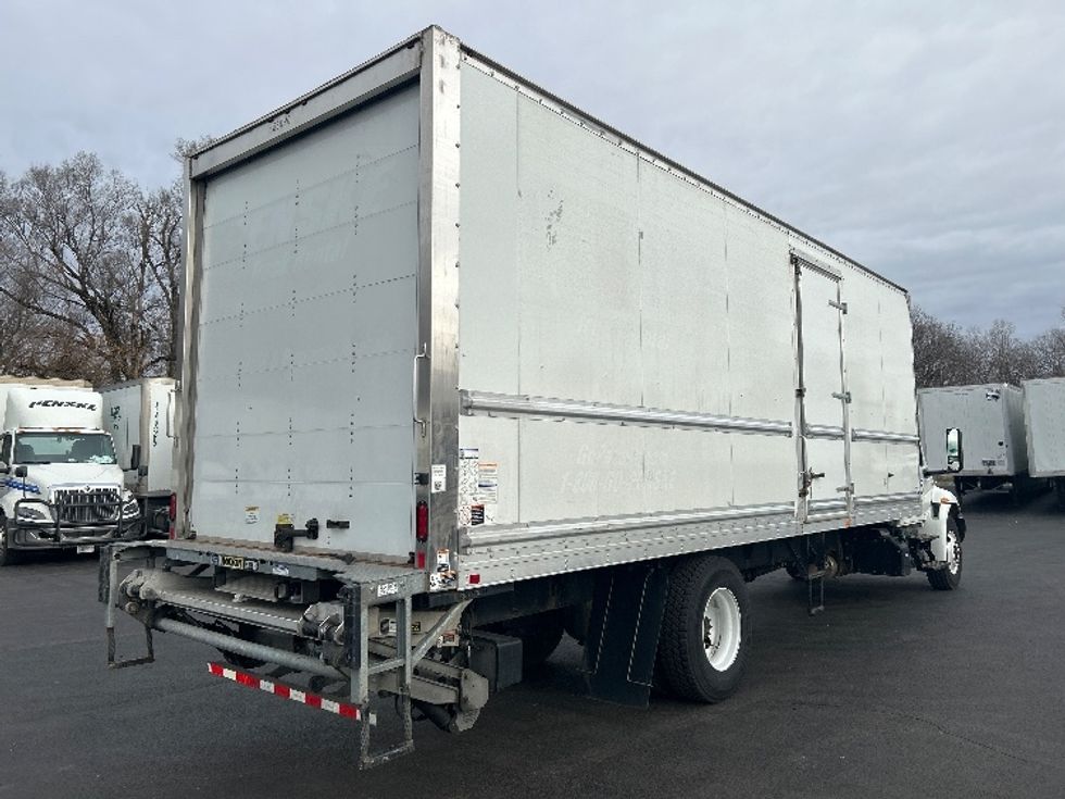Medium Duty Box Truck-Light and Medium Duty Trucks-International-2022-MV607-Indianapolis-IN-190,801\n\t\tmiles-$ 52,750 - Image 13