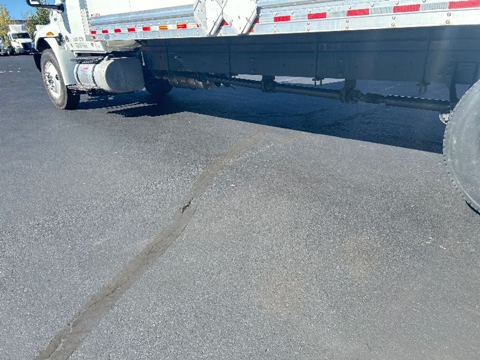 Medium Duty Box Truck-Light and Medium Duty Trucks-International-2022-MV607-Indianapolis-IN-204,932\n\t\tmiles-$ 53,000 - Image 5