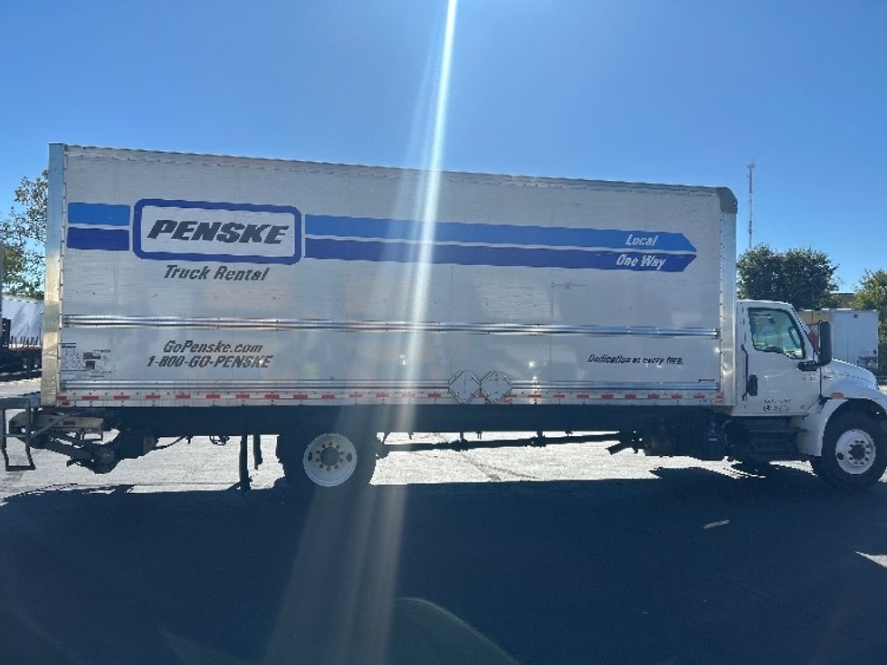 Medium Duty Box Truck-Light and Medium Duty Trucks-International-2022-MV607-Indianapolis-IN-204,932\n\t\tmiles-$ 53,000 - Image 15