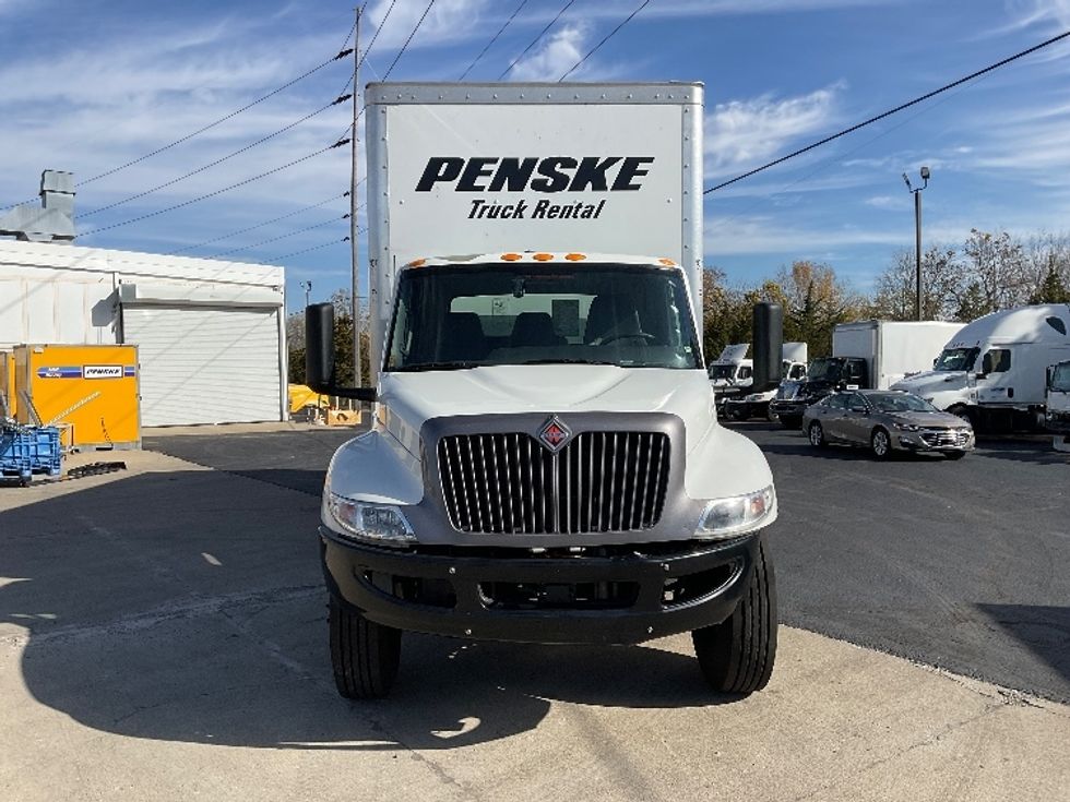 Medium Duty Box Truck-Light and Medium Duty Trucks-International-2022-MV607-Indianapolis-IN-214,699\n\t\tmiles-$ 51,250 - Image 2