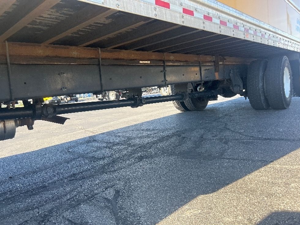 Medium Duty Box Truck-Light and Medium Duty Trucks-International-2022-MV607-Indianapolis-IN-233,159\n\t\tmiles-$ 40,000 - Image 5
