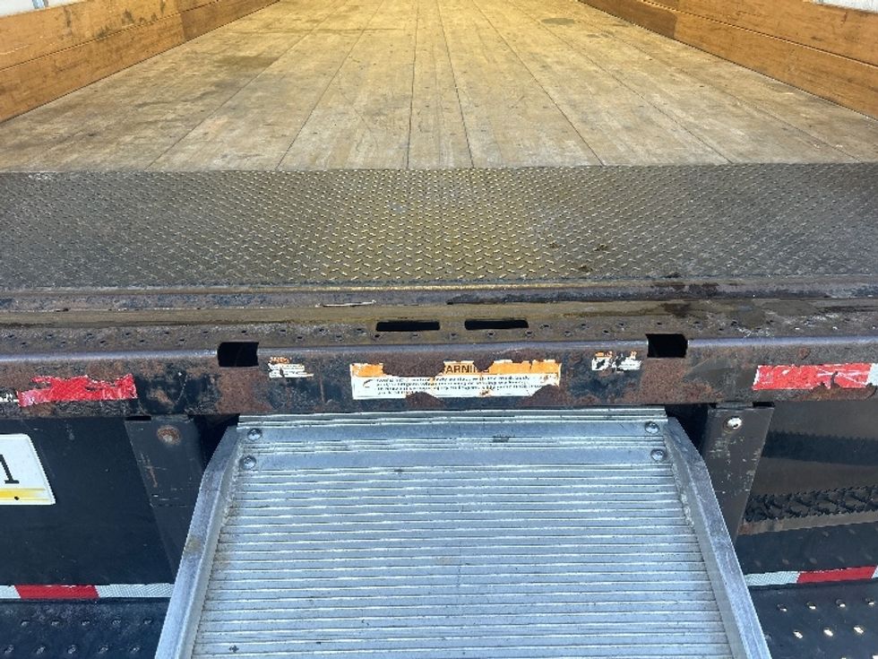 Medium Duty Box Truck-Light and Medium Duty Trucks-International-2022-MV607-Indianapolis-IN-233,159\n\t\tmiles-$ 40,000 - Image 10