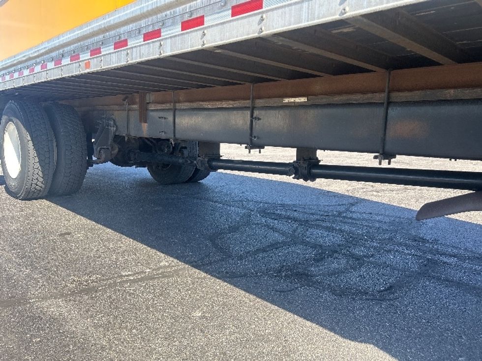 Medium Duty Box Truck-Light and Medium Duty Trucks-International-2022-MV607-Indianapolis-IN-233,159\n\t\tmiles-$ 40,000 - Image 14