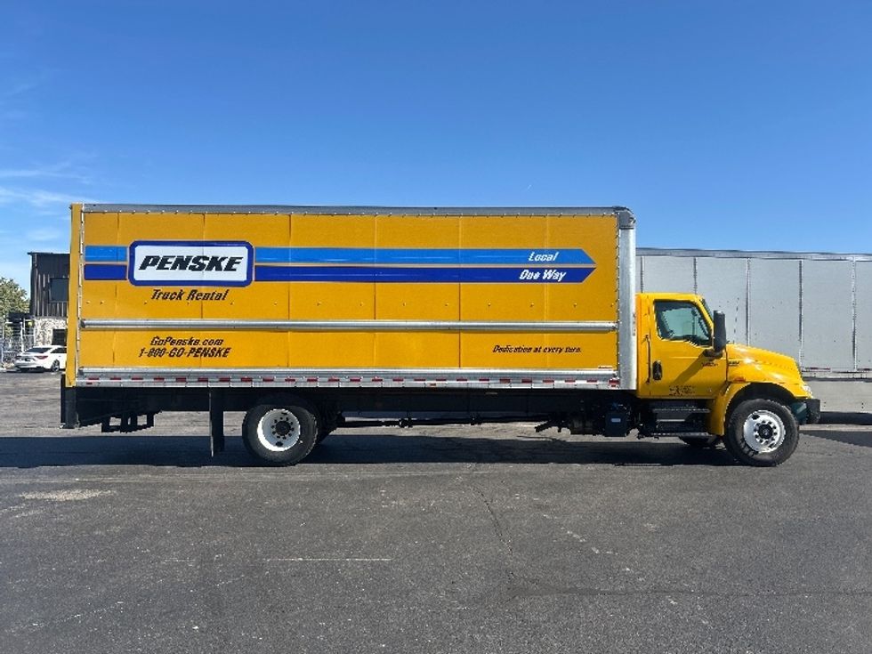 Medium Duty Box Truck-Light and Medium Duty Trucks-International-2022-MV607-Indianapolis-IN-233,159\n\t\tmiles-$ 40,000 - Image 15