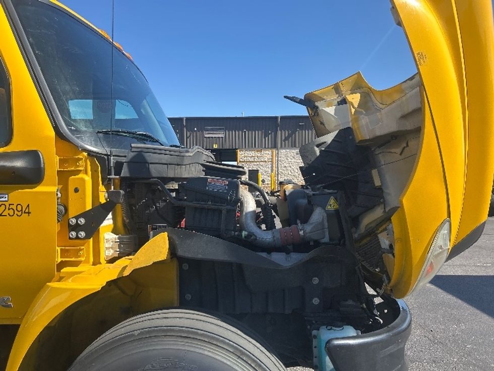 Medium Duty Box Truck-Light and Medium Duty Trucks-International-2022-MV607-Indianapolis-IN-233,159\n\t\tmiles-$ 40,000 - Image 23