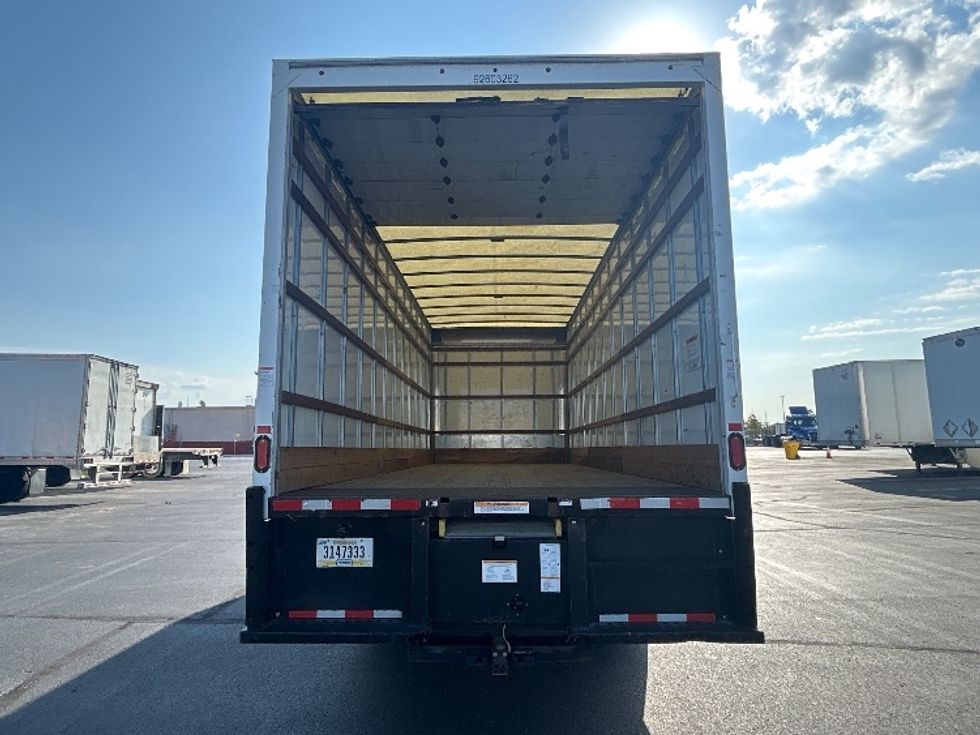 Medium Duty Box Truck-Light and Medium Duty Trucks-International-2022-MV607-Indianapolis-IN-235,502\n\t\tmiles-$ 42,000 - Image 8