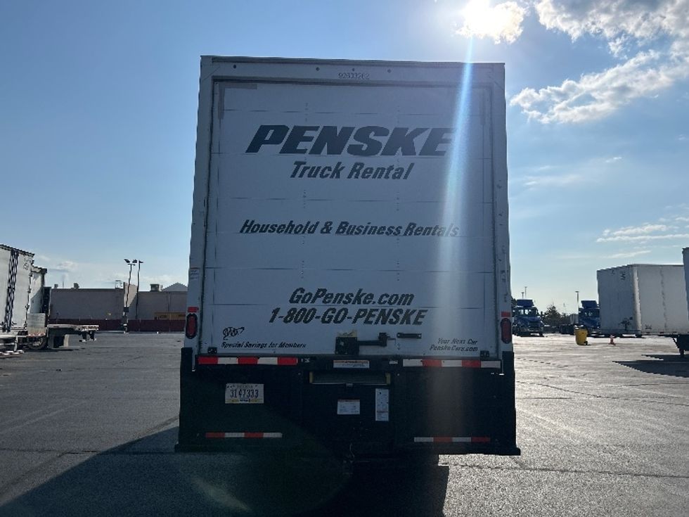 Medium Duty Box Truck-Light and Medium Duty Trucks-International-2022-MV607-Indianapolis-IN-235,502\n\t\tmiles-$ 42,000 - Image 7