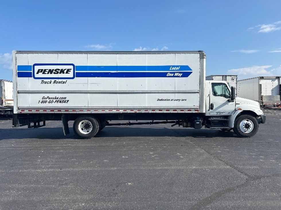 Medium Duty Box Truck-Light and Medium Duty Trucks-International-2022-MV607-Indianapolis-IN-235,502\n\t\tmiles-$ 42,000 - Image 15