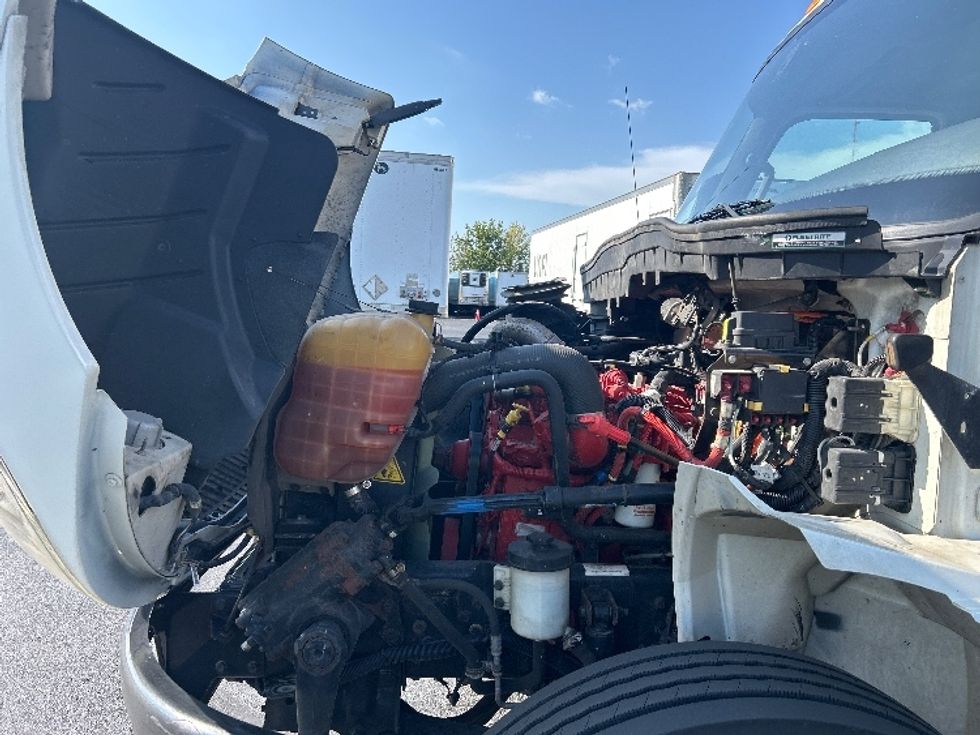 Medium Duty Box Truck-Light and Medium Duty Trucks-International-2022-MV607-Indianapolis-IN-235,502\n\t\tmiles-$ 42,000 - Image 23