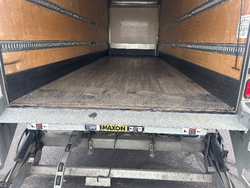 Medium Duty Box Truck-Light and Medium Duty Trucks-International-2022-MV607-Indianapolis-IN-23,777\n\t\tmiles-$ 78,750 - Image 10
