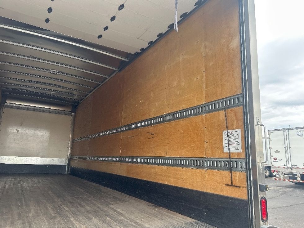 Medium Duty Box Truck-Light and Medium Duty Trucks-International-2022-MV607-Indianapolis-IN-23,777\n\t\tmiles-$ 78,750 - Image 12