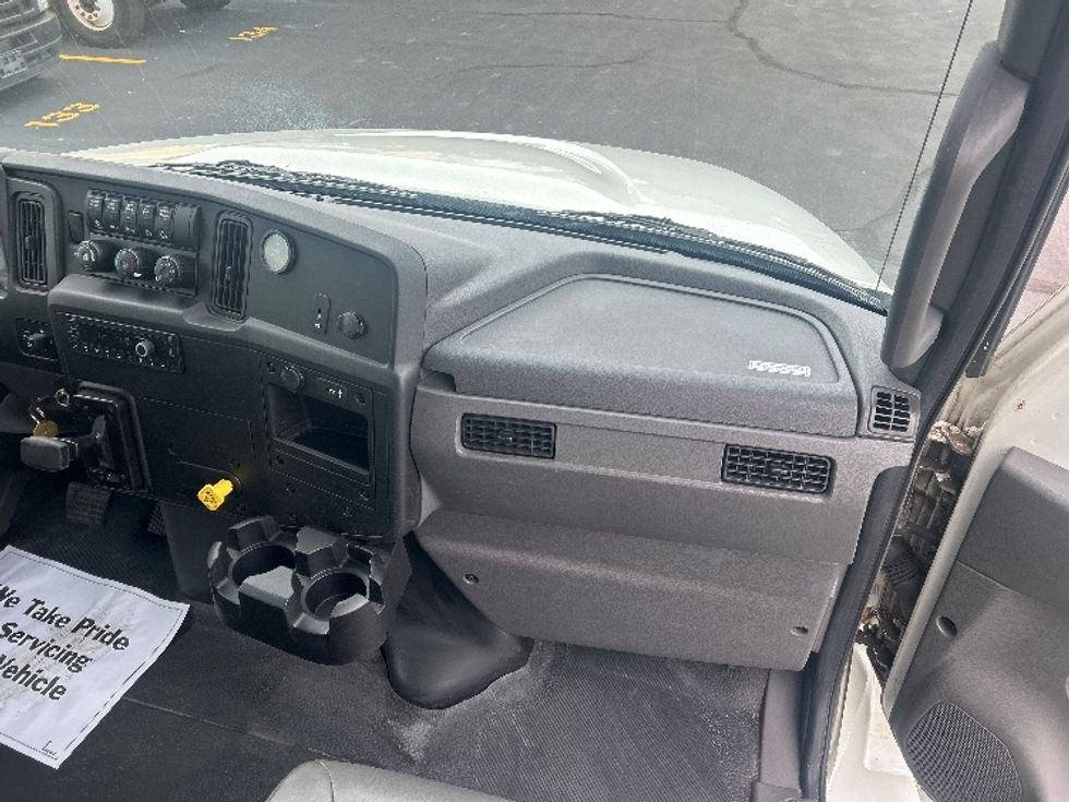 Medium Duty Box Truck-Light and Medium Duty Trucks-International-2022-MV607-Indianapolis-IN-23,777\n\t\tmiles-$ 78,750 - Image 21