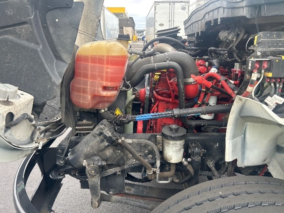 Medium Duty Box Truck-Light and Medium Duty Trucks-International-2022-MV607-Indianapolis-IN-23,777\n\t\tmiles-$ 78,750 - Image 24