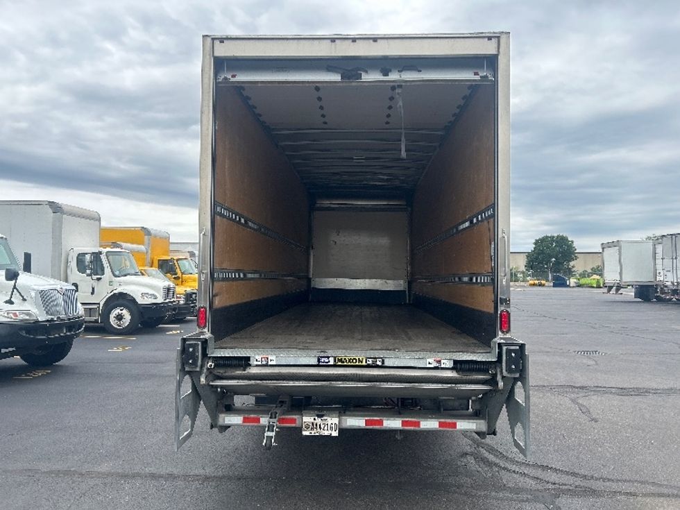 Medium Duty Box Truck-Light and Medium Duty Trucks-International-2022-MV607-Indianapolis-IN-23,777\n\t\tmiles-$ 78,750 - Image 8