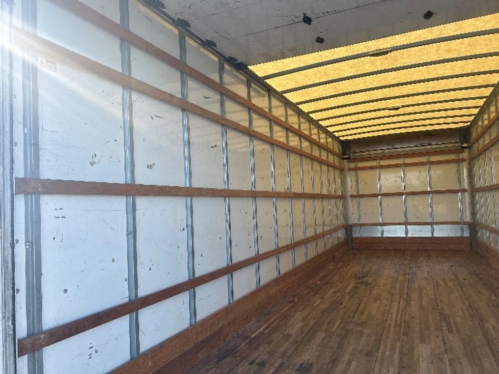 Medium Duty Box Truck-Light and Medium Duty Trucks-International-2022-MV607-Indianapolis-IN-245,646\n\t\tmiles-$ 40,250 - Image 11