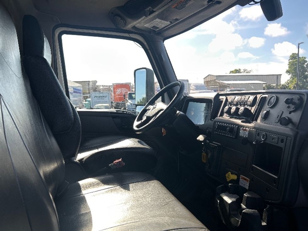 Medium Duty Box Truck-Light and Medium Duty Trucks-International-2022-MV607-Indianapolis-IN-245,646\n\t\tmiles-$ 40,250 - Image 22