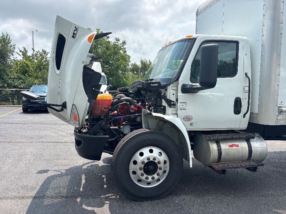 Medium Duty Box Truck-Light and Medium Duty Trucks-International-2022-MV607-Indianapolis-IN-249,900\n\t\tmiles-$ 51,750 - Image 24