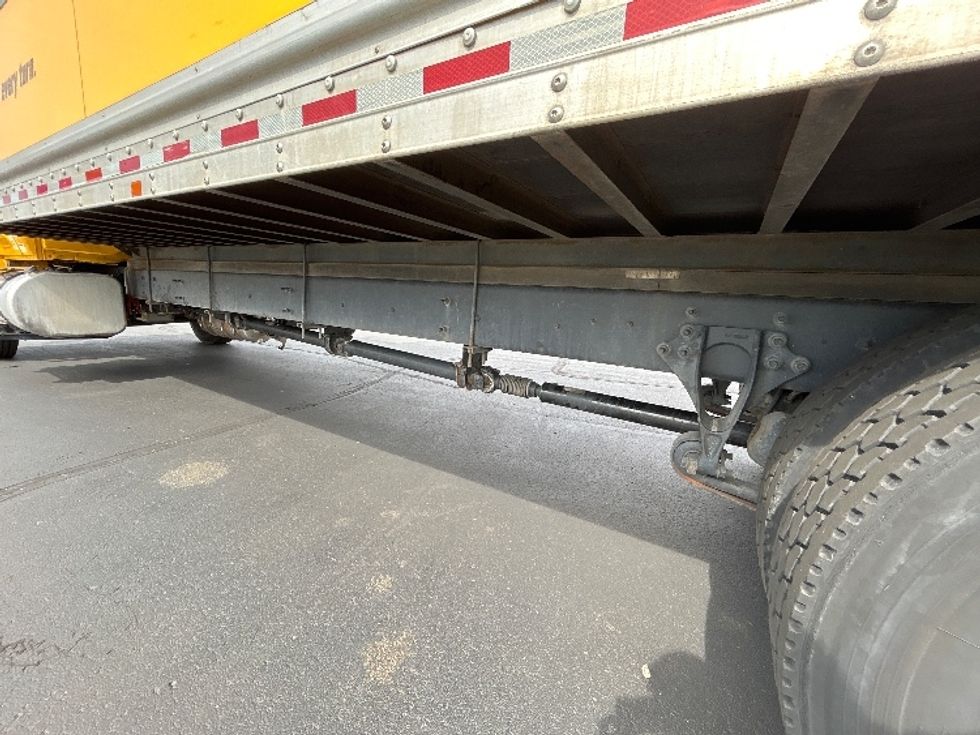 Medium Duty Box Truck-Light and Medium Duty Trucks-International-2022-MV607-Indianapolis-IN-262,961\n\t\tmiles-$ 44,000 - Image 5
