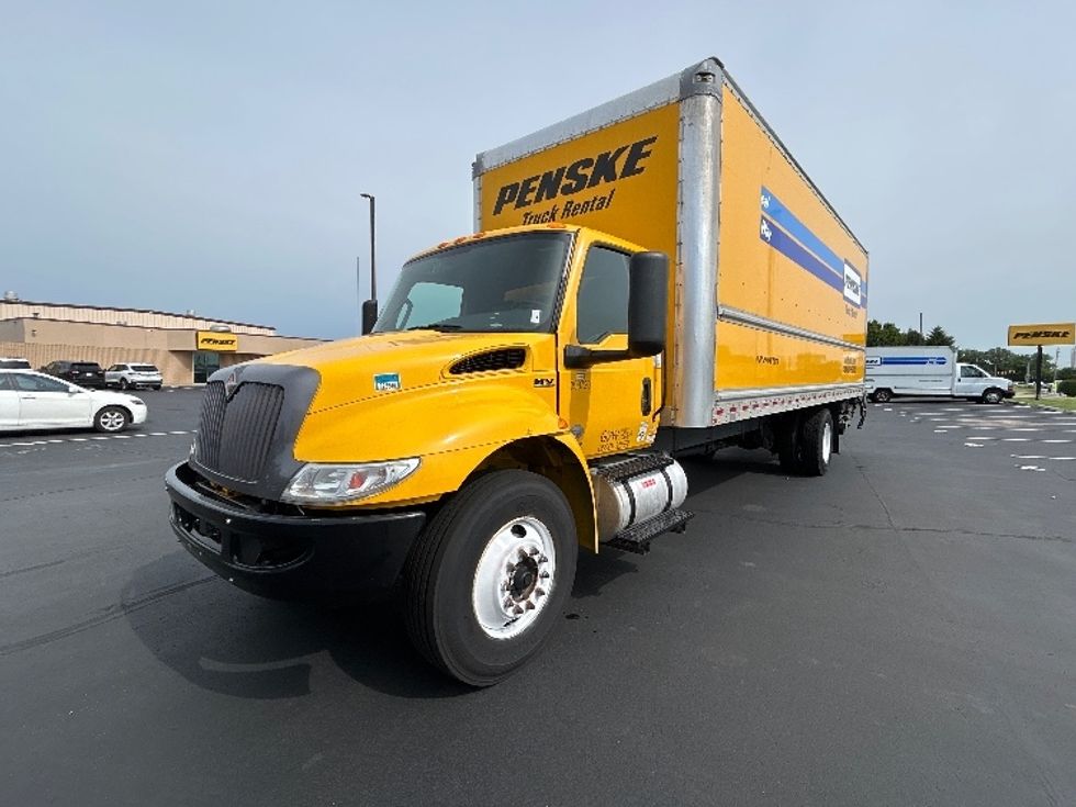 Medium Duty Box Truck-Light and Medium Duty Trucks-International-2022-MV607-Indianapolis-IN-262,961\n\t\tmiles-$ 44,000 - Image 3