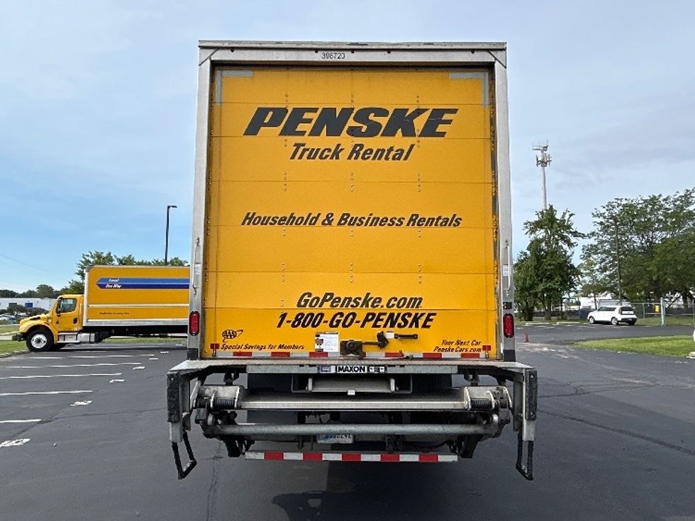 Medium Duty Box Truck-Light and Medium Duty Trucks-International-2022-MV607-Indianapolis-IN-262,961\n\t\tmiles-$ 44,000 - Image 7